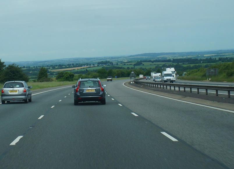 Beschreibung: UKroadsign.JPG